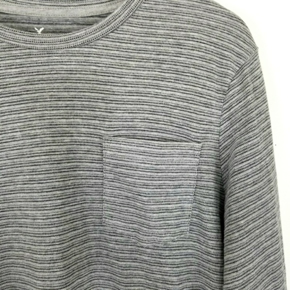 AEO Men's Gray Seriously Soft Classic Fit Shirt - Picture 3 of 6